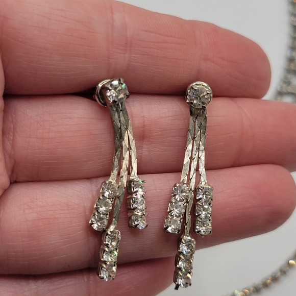 VTG Jewelry Set | Silver Tone & Clear Rhinestones | Unsigned - Picture 3 of 12